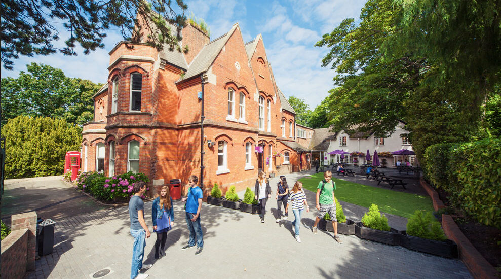 La scuola della Kings a Bournemouth